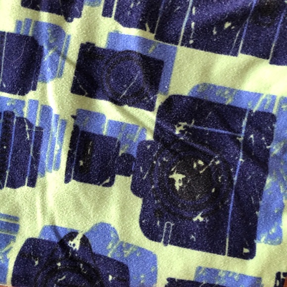 Tall and Curvy camera print Lularoe leggings TC - Picture 2 of 3